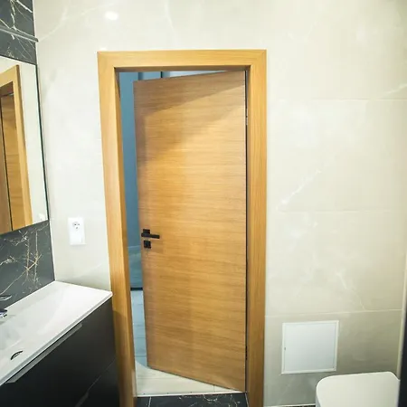 New Modern In The Old Town Ryga