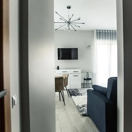 New Modern In The Old Town Apartament *