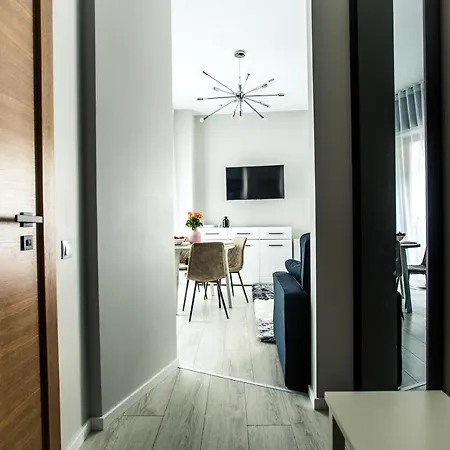New Modern In The Old Town Appartement *