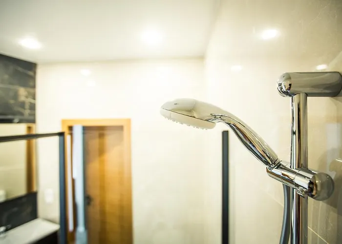 New Modern In The Old Town