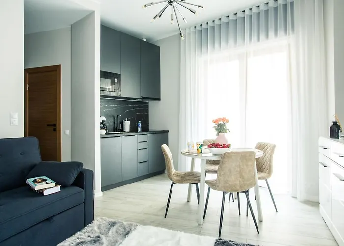 Appartement New Modern In The Old Town *