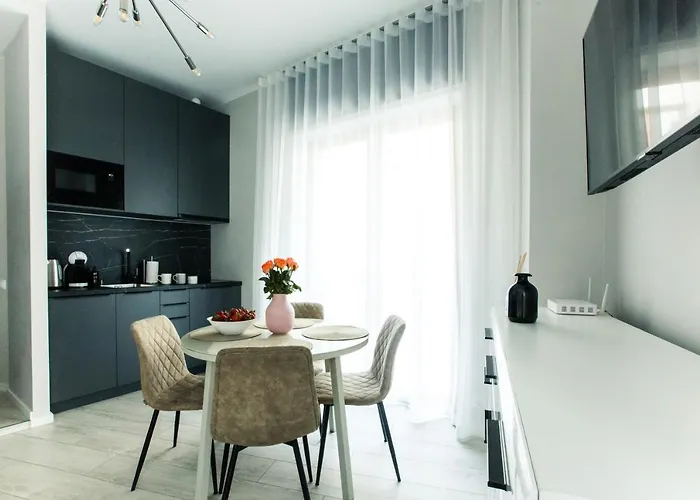 New Modern In The Old Town Appartement *