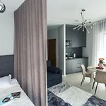 New Modern In The Old Town