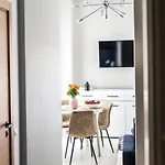 New Modern In The Old Town Apartman Riga